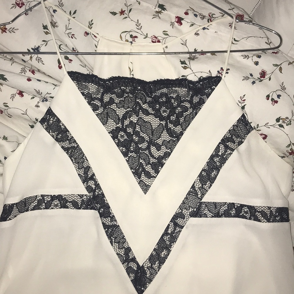 EXPRESS TOP - Picture 2 of 2